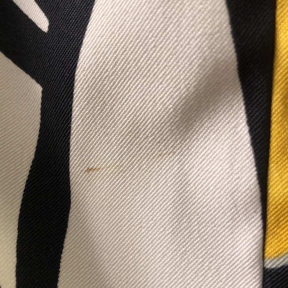 Alyx Petite Yellow Flower Dress - Picture 6 of 8